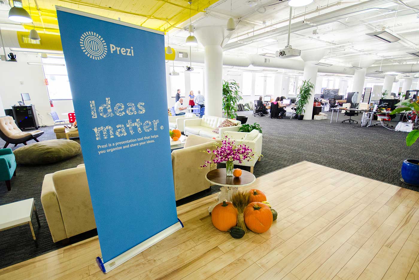 Prezi early review: Will change your view about presentations